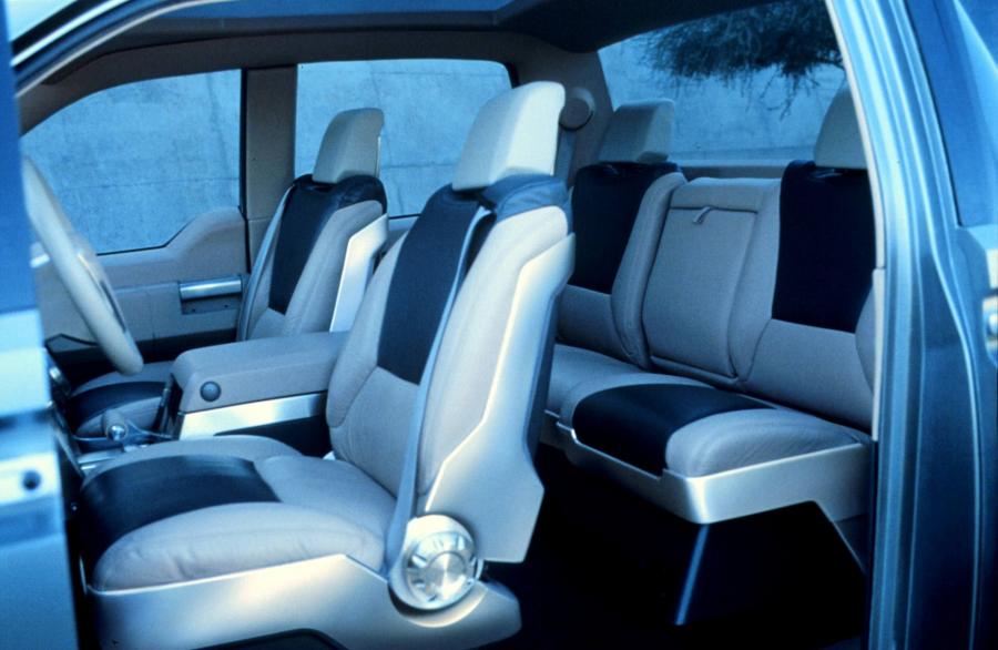  GMC Terradyne Concept 2000 года  (фото 12 из 22)